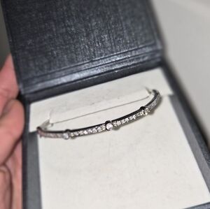 Elegant Silver Bracelet with Crystals 925